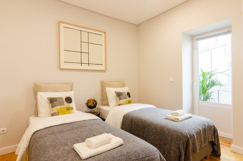 Reis Leon III @  Cozy apartment with balcony 13 Hansi Home