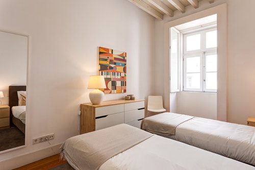 Chiado Premium@ Chic Condo/ Parking /Lift 33 Hansi Home