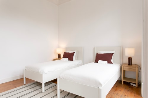 Rato · Elegant Rato @ Spacious Apartment with Terrace 44 Hansi Home