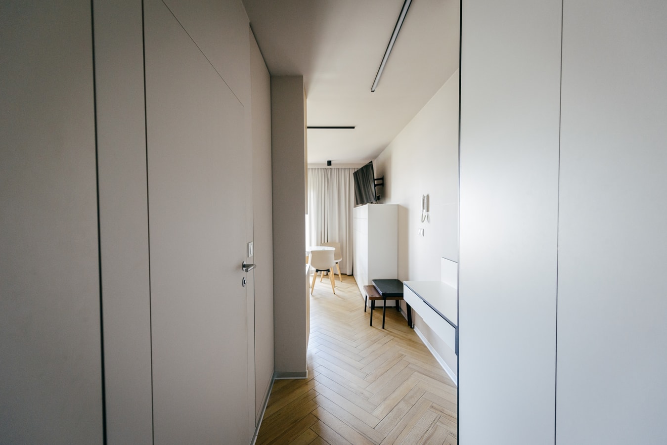 Chill in Łódź - Modern Studio with AC & Private Sleeping Area gallery image 1