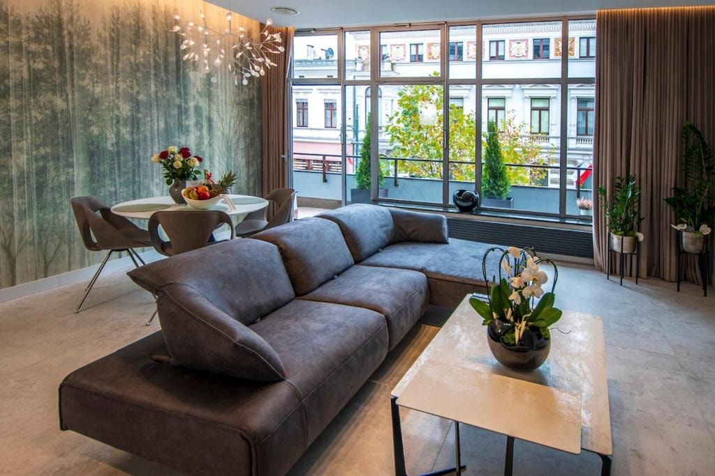 Pietryna Apartments - Private Sauna & Jacuzzi - Centrum, Piotrkowska 103B gallery image 6