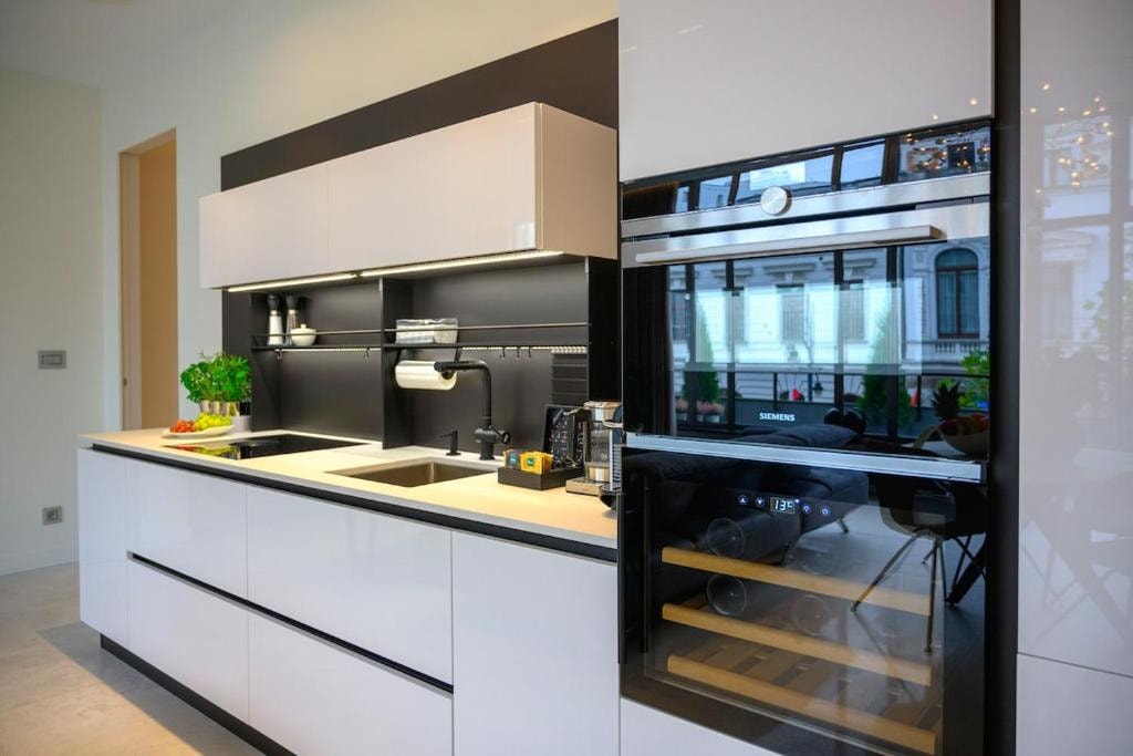 Pietryna Apartments - Private Sauna & Jacuzzi - Centrum, Piotrkowska 103A gallery image 8
