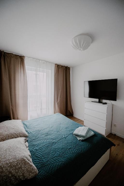 Targowa Luxury 3-Bedroom Apartment - Free Parking gallery image 14