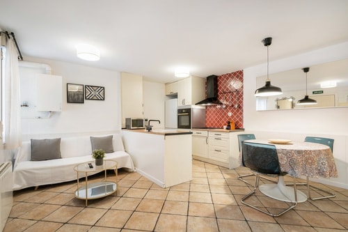 Apt. en calle San Lorenzo – Ideal para Parejas!