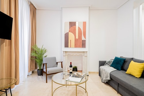 XII. Apt. en GRAN VÍA – Ideal para Familias!