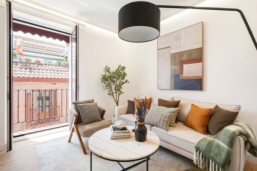 Apt. en Tesoro (Malasaña) – Ideal para Familias!