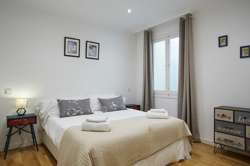 I. Apt. Alcalá con Velázquez – ¡Parejas/Trabajo!