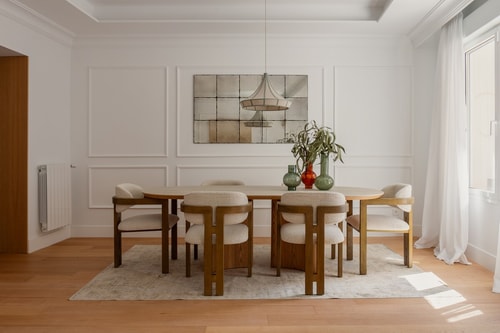 Ayala Vl -  LUXA HOME