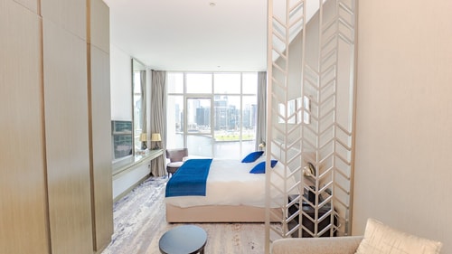 Damac Prive Studio Business Bay W/ sofa bed