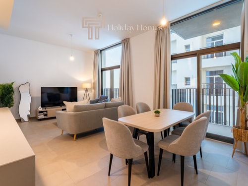 Fully Furnished Elegant 2 Bedroom Apartment-JVC