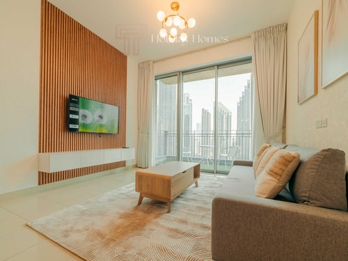 Elevated Living 1BR at Standpoint Downtown