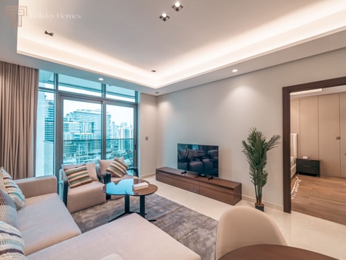 Stunning One Bed Apartment In Luxury Tower