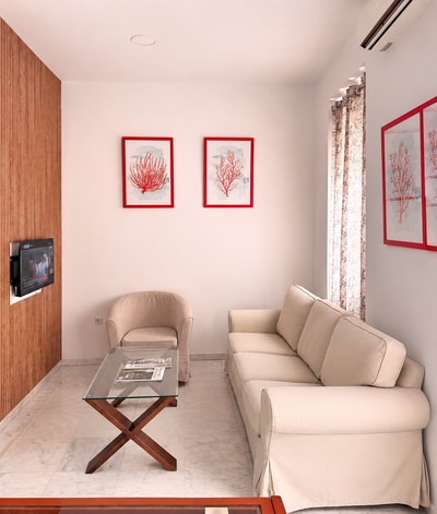 Central Cozy Budget 2BR Apt with AC, 1 bath