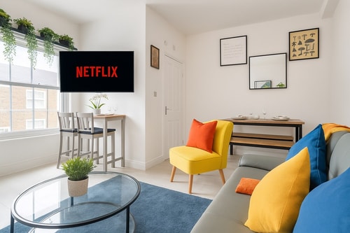 Modern Apartment with 3Beds & Parking near Wembley