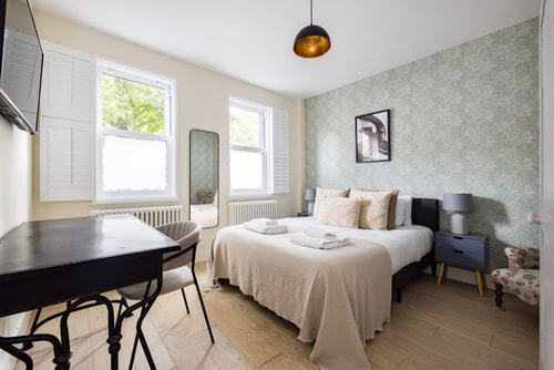 2BR Garden Flat • East Dulwich • Free Parking