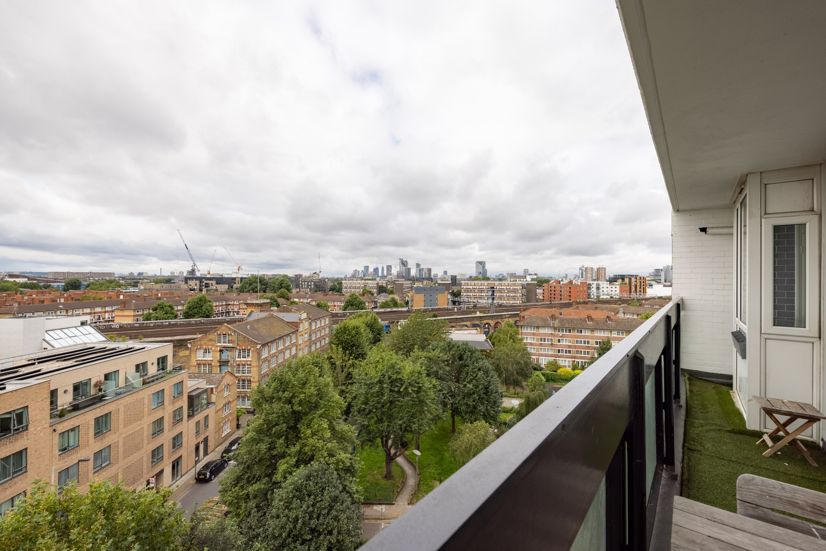 Riverside 2-Bed · Bermondsey