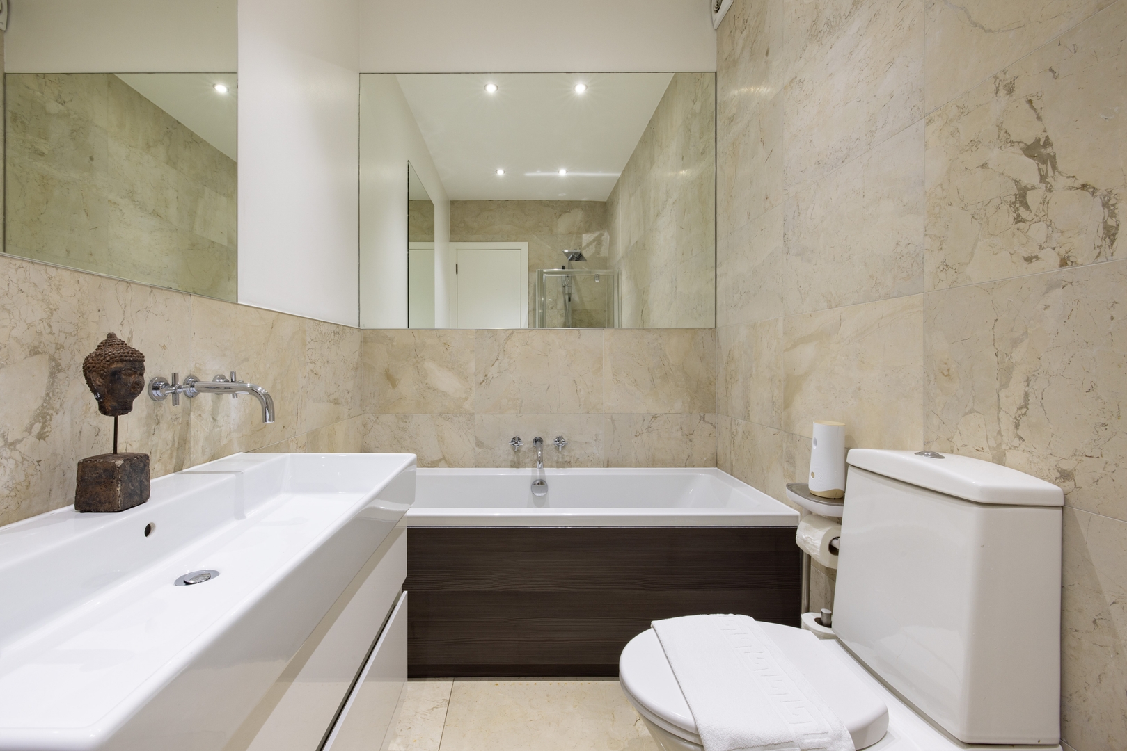 Bright Apartment · Wembley Park photo 6