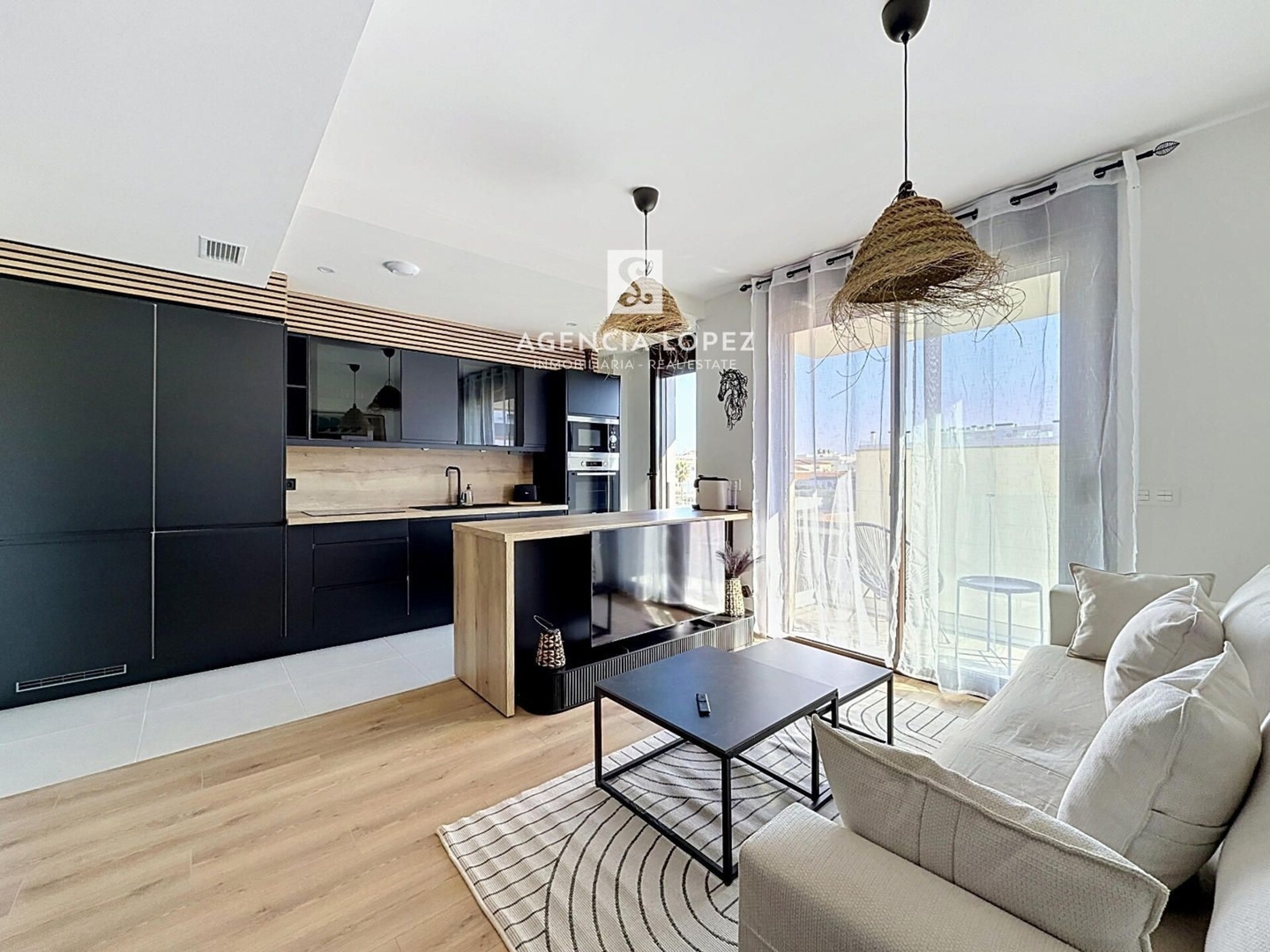 Alo Lazaga Musa ALO - Rent Estepona