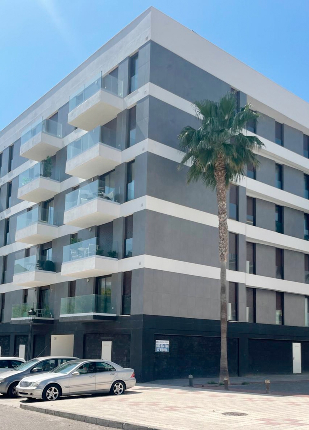 Alo Lazaga Modern Beach 17 ALO - Rent Estepona
