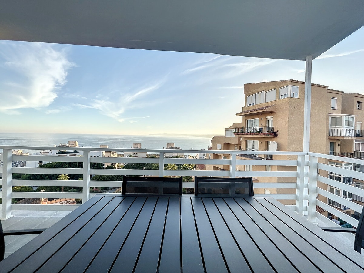 Kai Alde · Alo Vista al mar Apartment 5 ALO - Rent Estepona