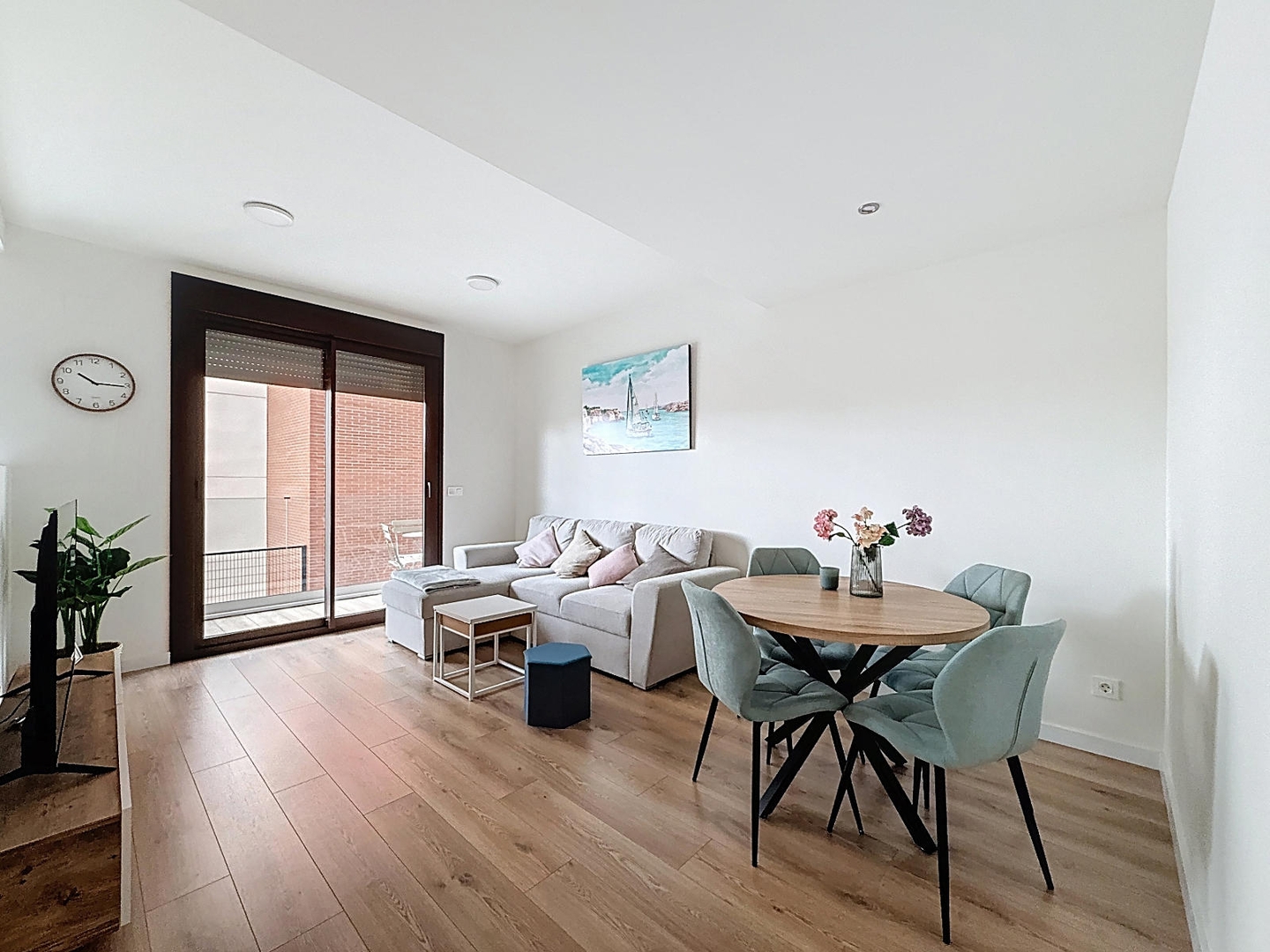 Alo Lazaga  Relax 19 Estepona Homes