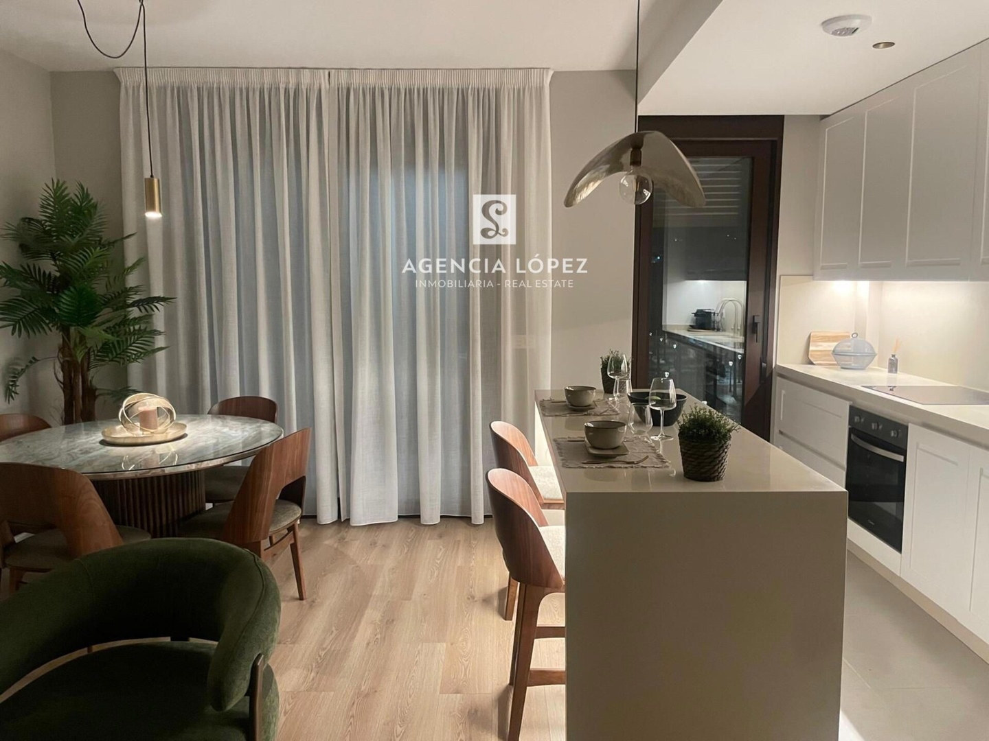 Alo Lazaga Exclusive Beach 45 ALO - Rent Estepona