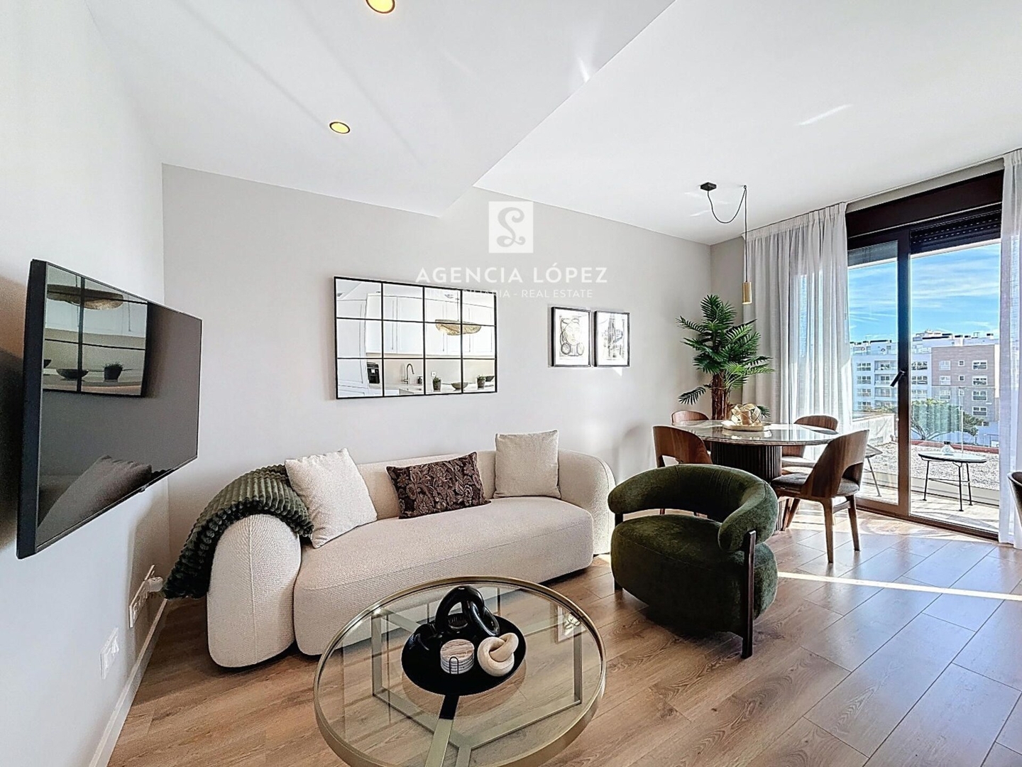 Alo Lazaga Exclusive Beach 48 ALO - Rent Estepona