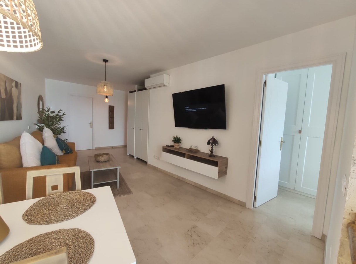 Alo Rada Waves Residence 8 ALO - Rent Estepona