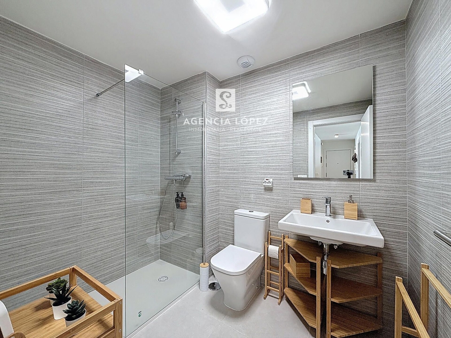 Alo Lazaga Modern Beach 12 ALO - Rent Estepona