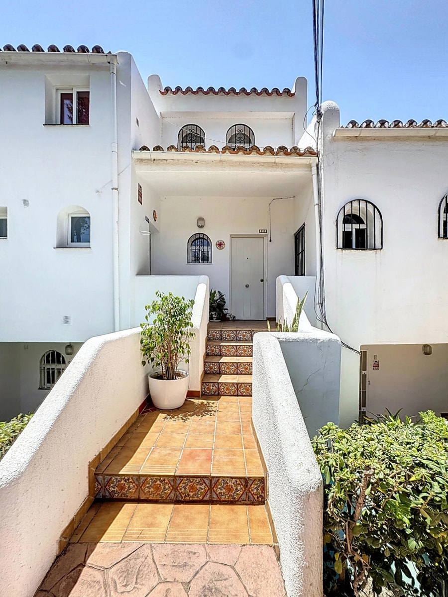 Alo Costa Suite 22 ALO - Rent Estepona