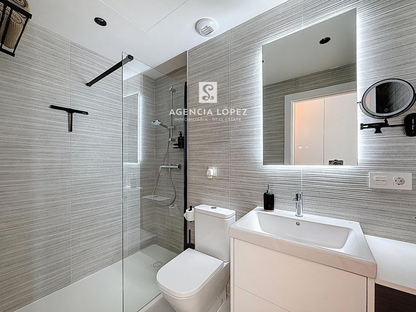 Alo Lazaga Exclusive Beach 25 ALO - Rent Estepona