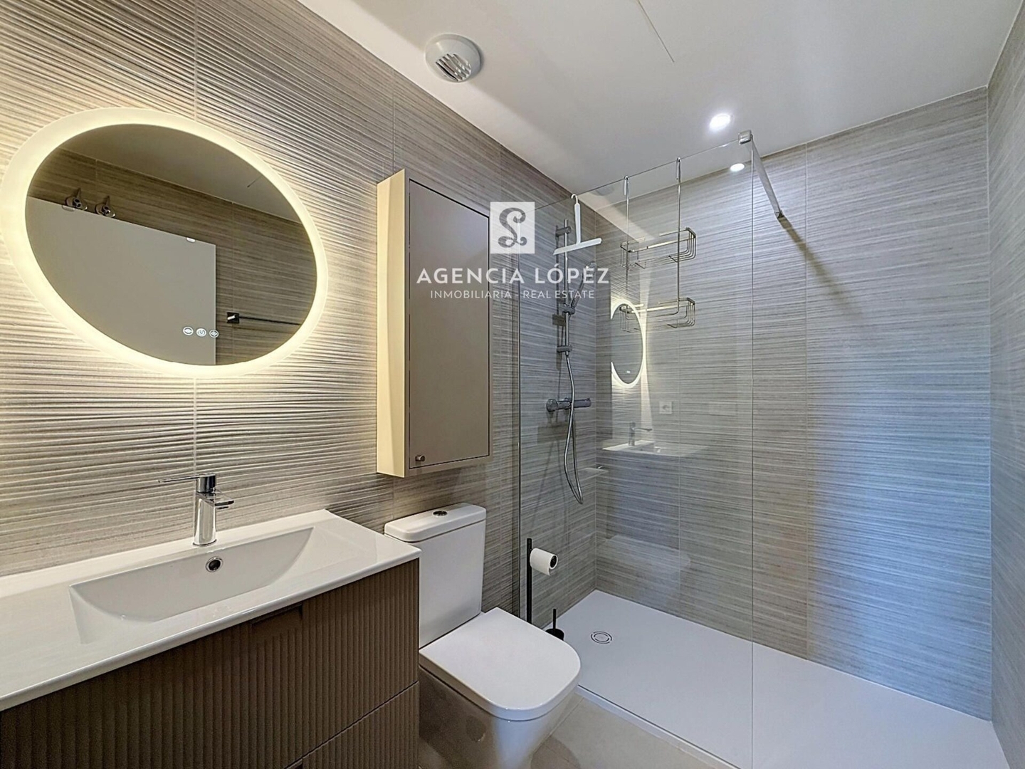 Alo Lazaga Zen 22 ALO - Rent Estepona