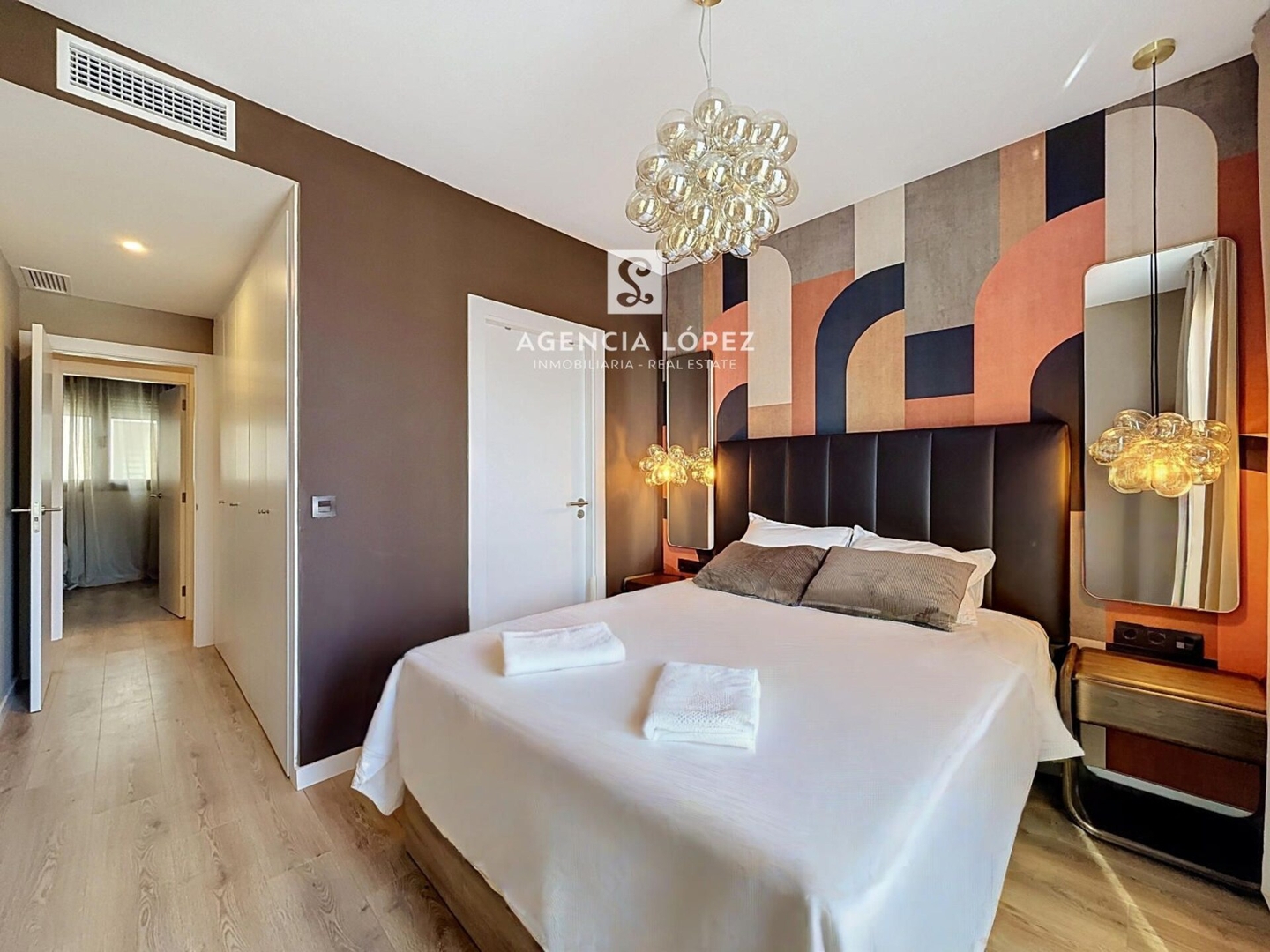 Alo Lazaga Zen 37 ALO - Rent Estepona