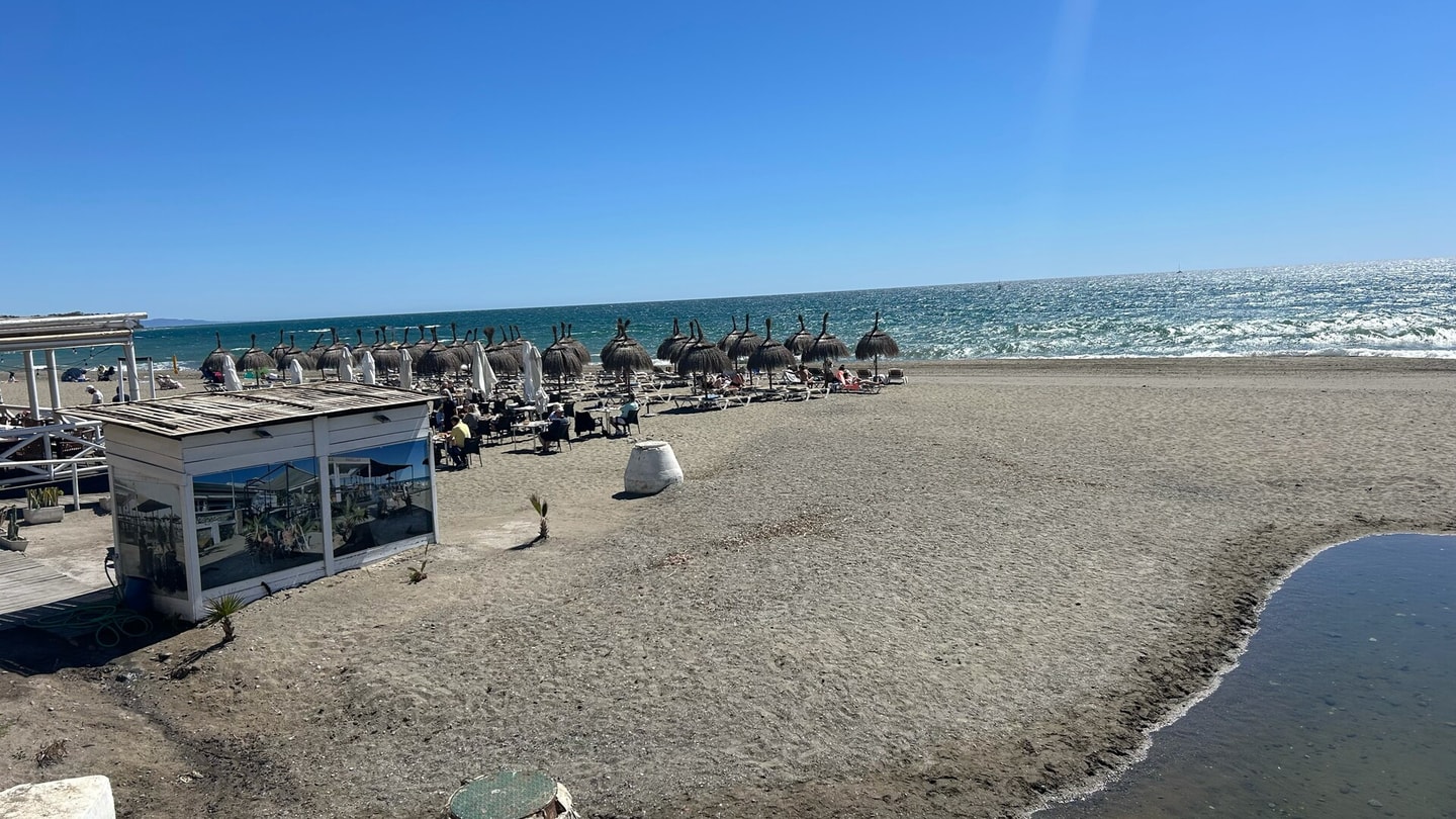 Alo Lazaga Modern Beach 16 ALO - Rent Estepona