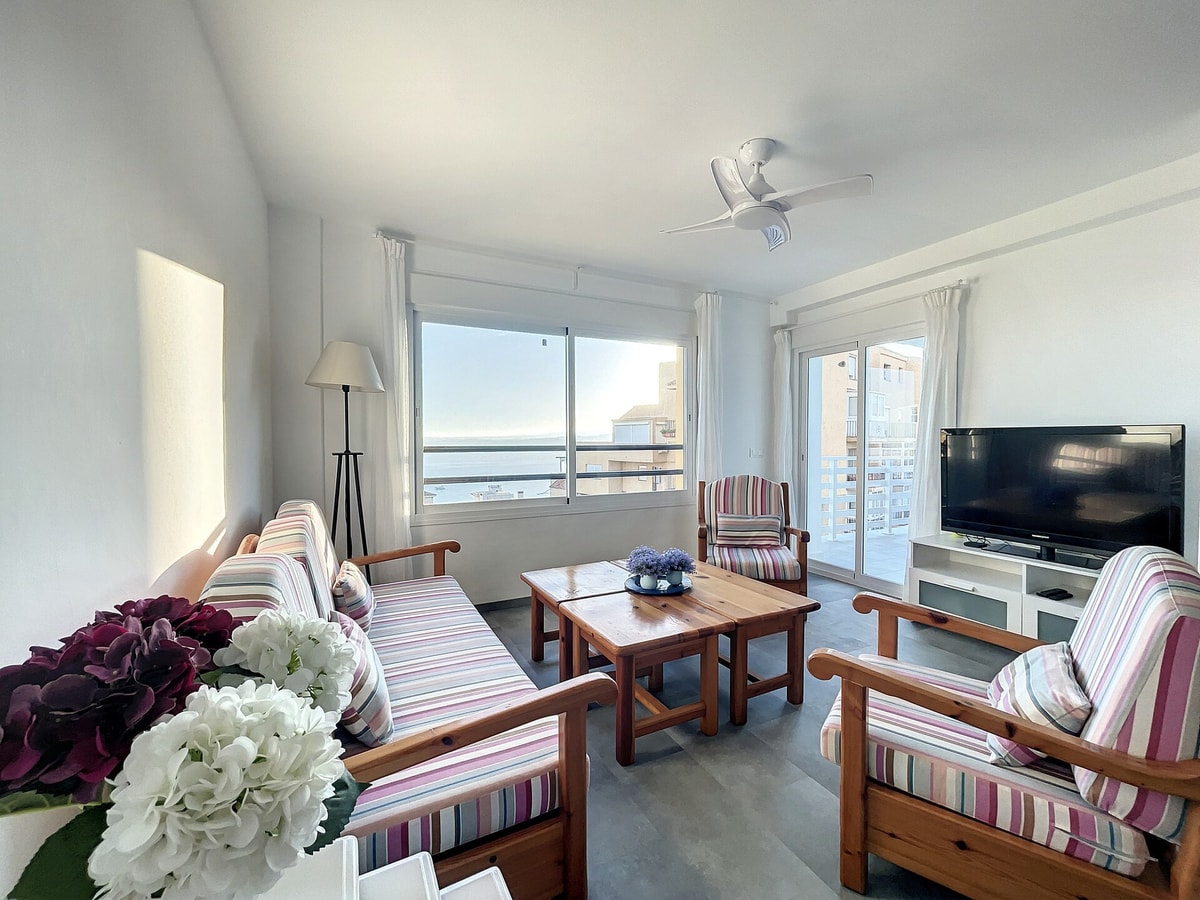 Kai Alde · Alo Vista al mar Apartment 8 ALO - Rent Estepona