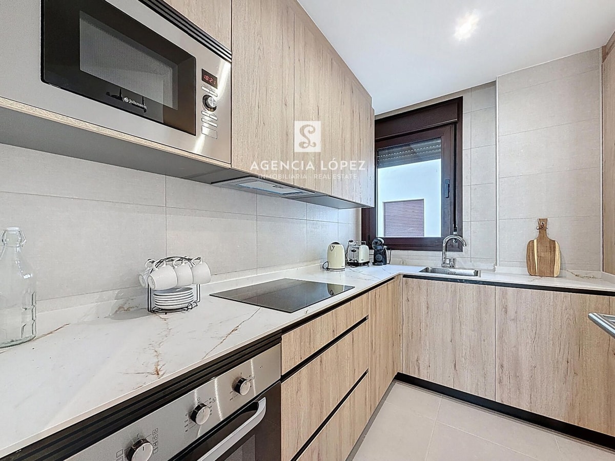 Alo Lazaga Modern Beach 5 ALO - Rent Estepona