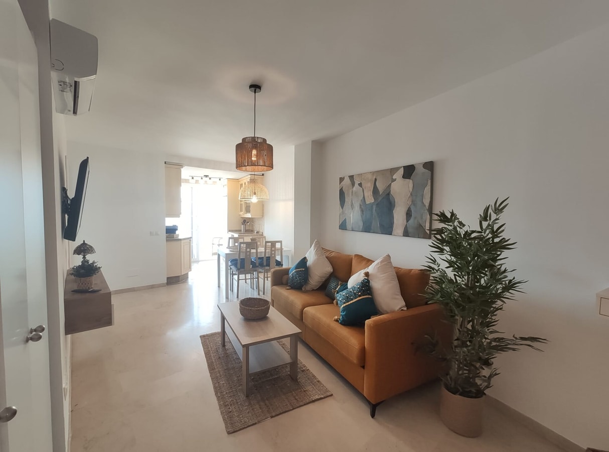 Alo Rada Waves Residence 1 ALO - Rent Estepona