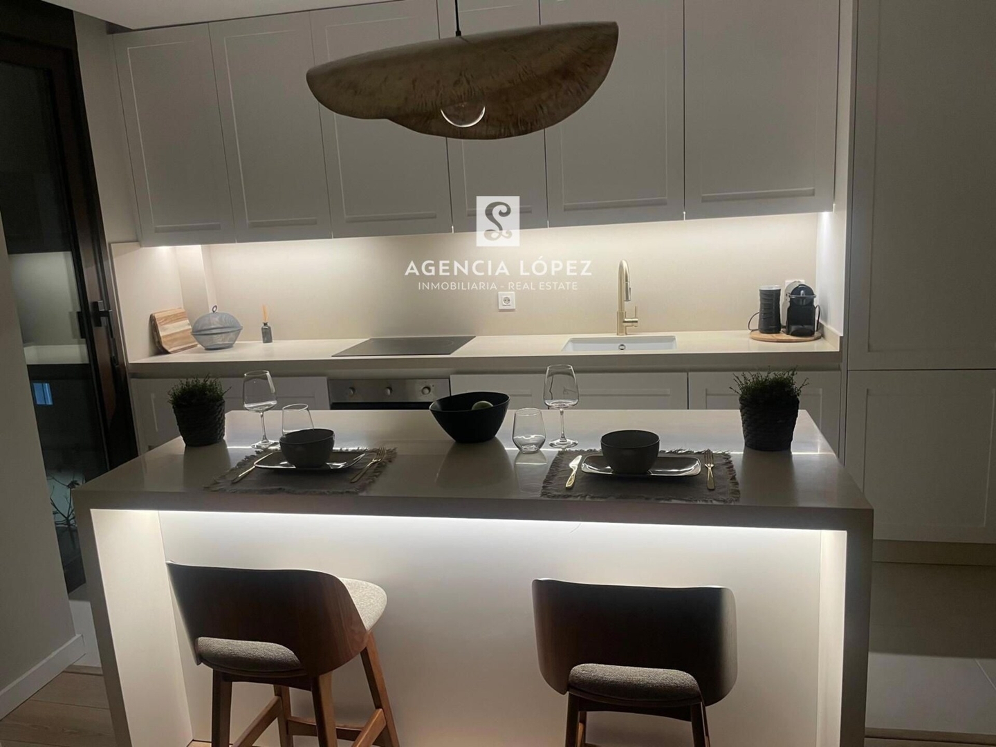 Alo Lazaga Exclusive Beach 33 ALO - Rent Estepona