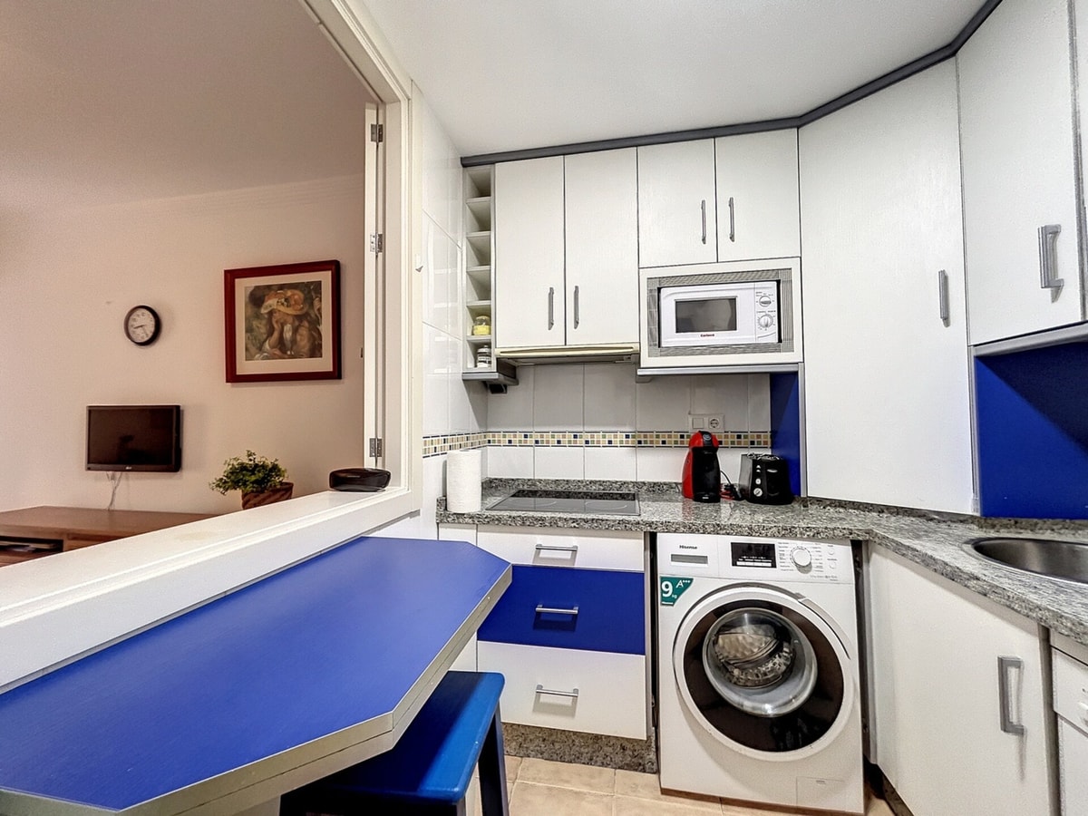 Alo Urban Sunshine Apartment 4 ALO - Rent Estepona