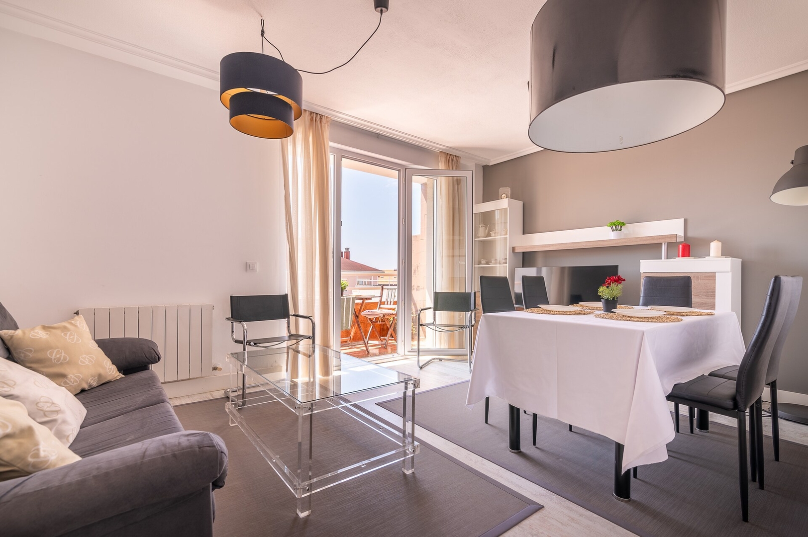 Amplio y moderno apartamento Estandar 24
