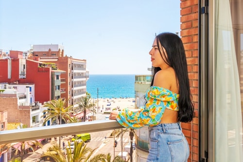 Habitación-Studio Moderno con Vistas al Mar Alfamar Homes