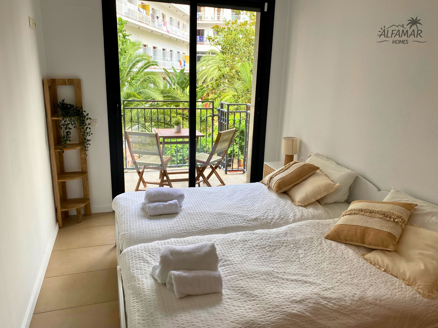 Brezza Suite - Modern Apartment with Swiming Pool 11 Alfamar Homes