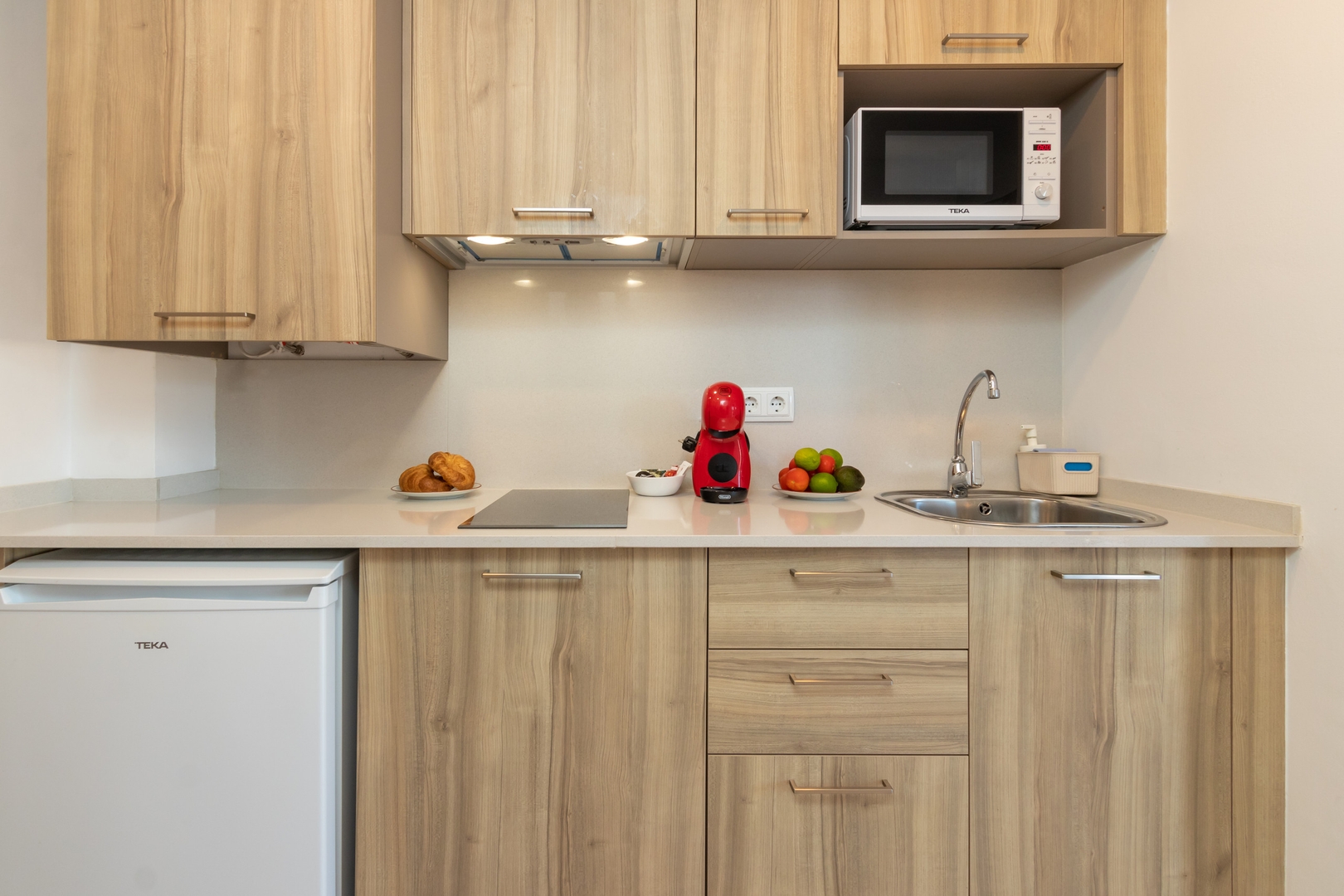 Modern Apartment 50 Meters From the Beach 3 Alfamar Homes