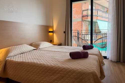 Apartamento con vistas a la piscina 13 Alfamarhomes.com