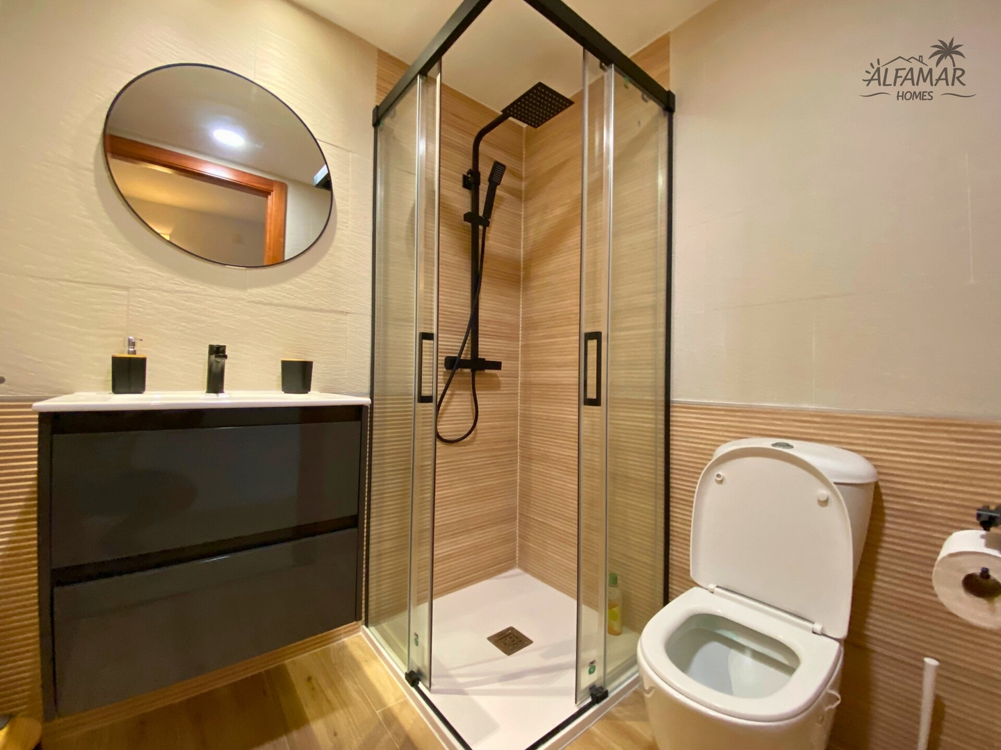 Brezza Suite - Modern Apartment with Swiming Pool 4 Alfamar Homes