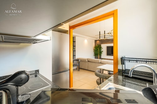 Sarai Suite: Modern Apartment with Terrace & Pool 10 Alfamarhomes.com