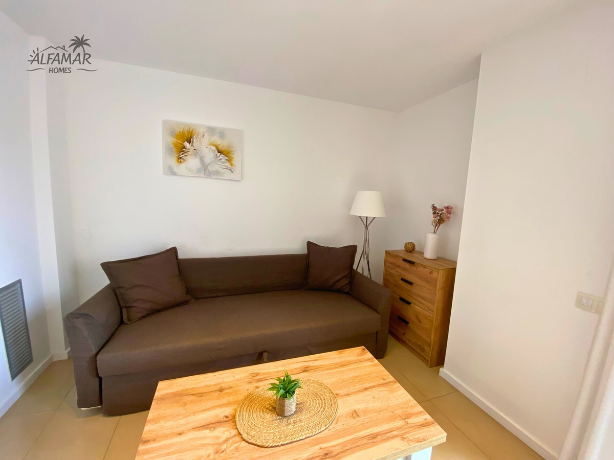 T. 39 5 Alfamarhomes.com