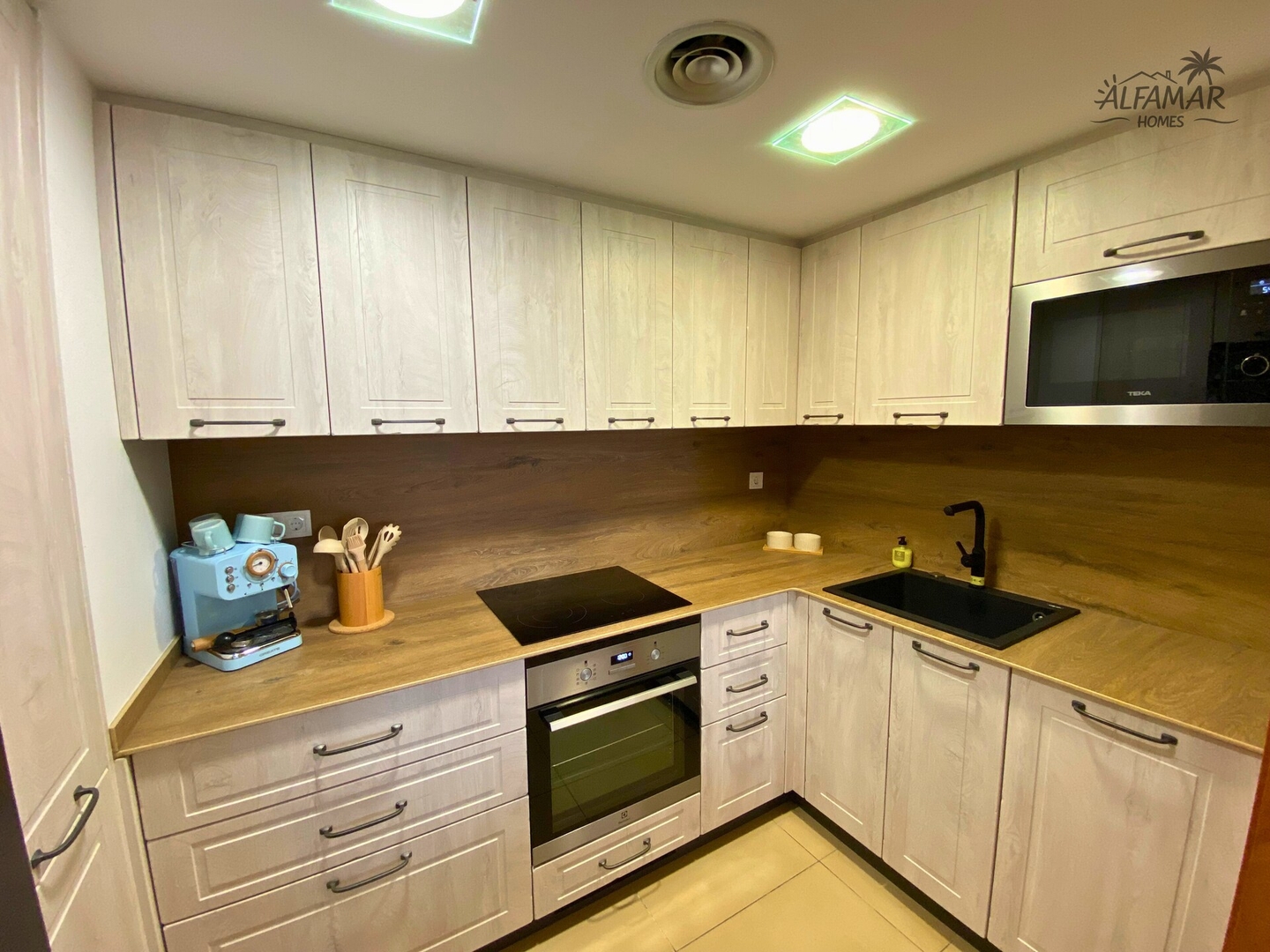 Brezza Suite - Modern Apartment with Swiming Pool 3 Alfamar Homes