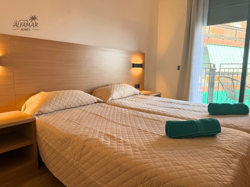 Apartamento con Terraza & Piscina 4 Alfamarhomes.com