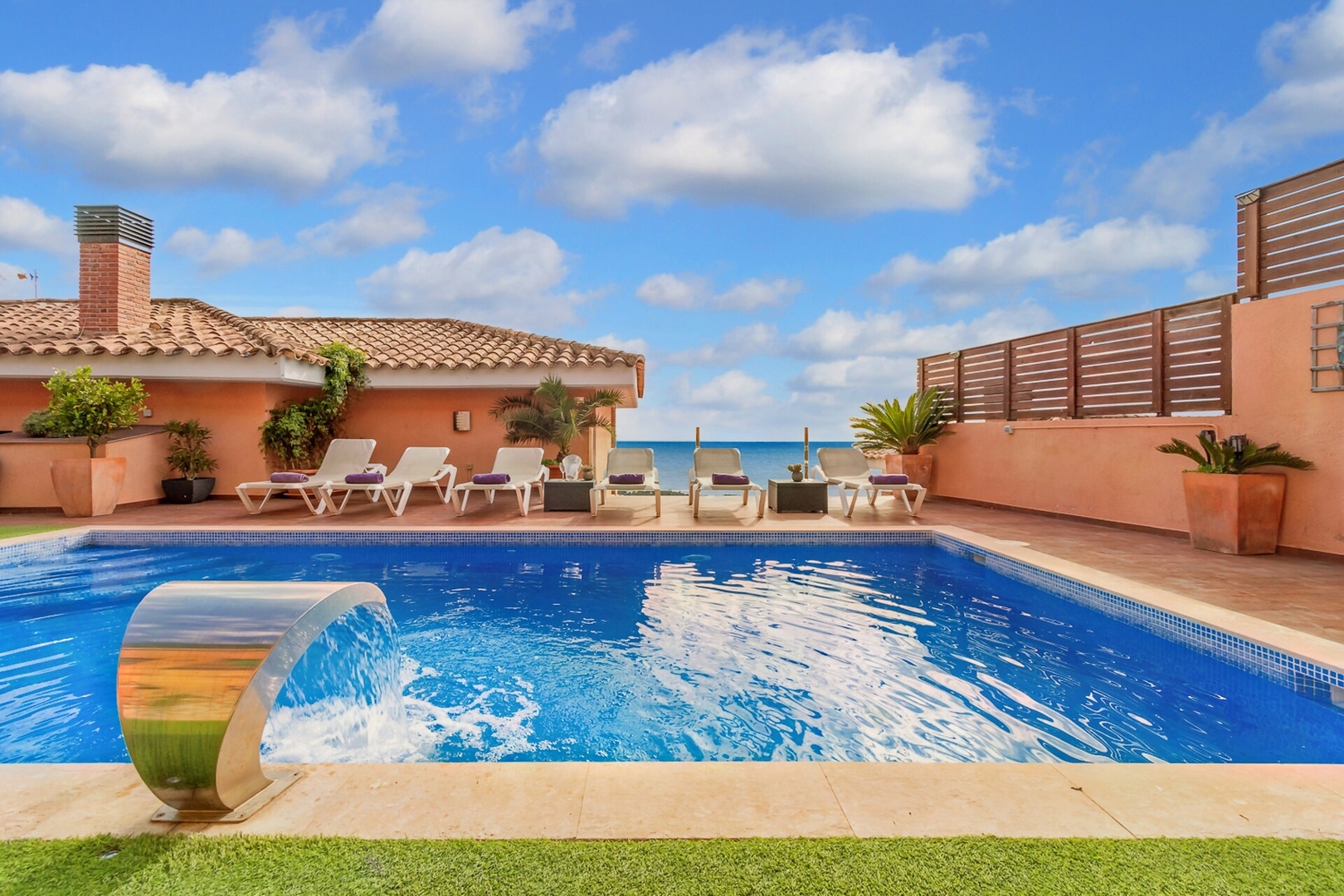 Luxury Villa with Pool and Sea Views 12 Alfamar Homes